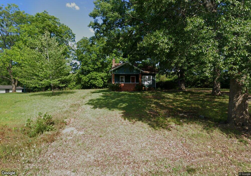 311 S Hoyt St, Cornelia, GA 30531 - photo 1