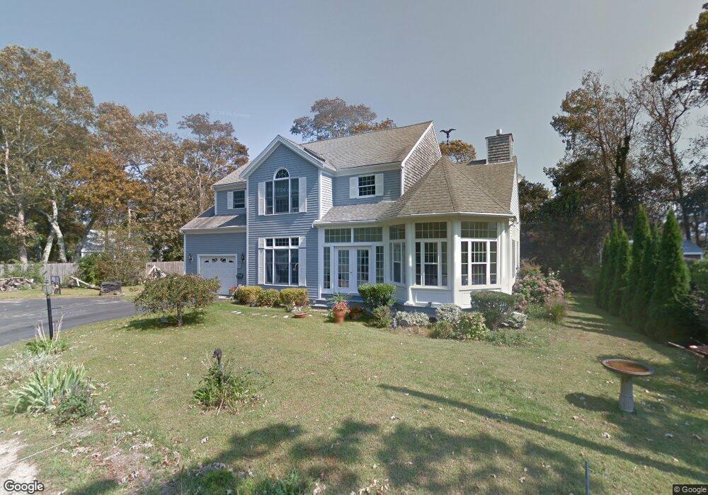 17 Dartmouth Ct, Falmouth, MA 02540 - photo 1