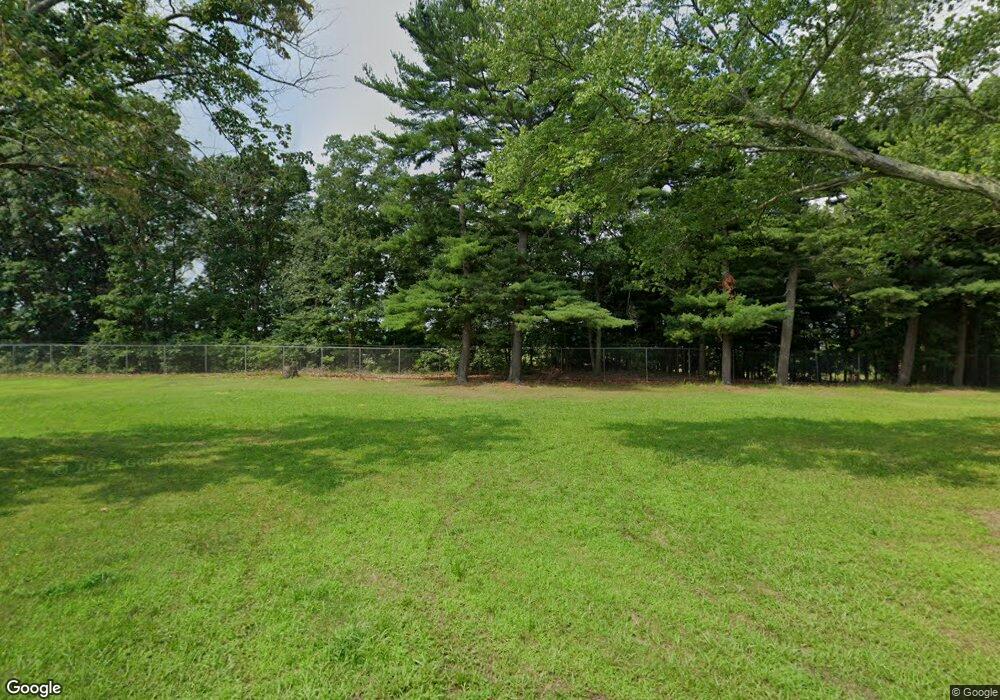 549 Lake Shore Dr, Warwick, RI 02889 - photo 1