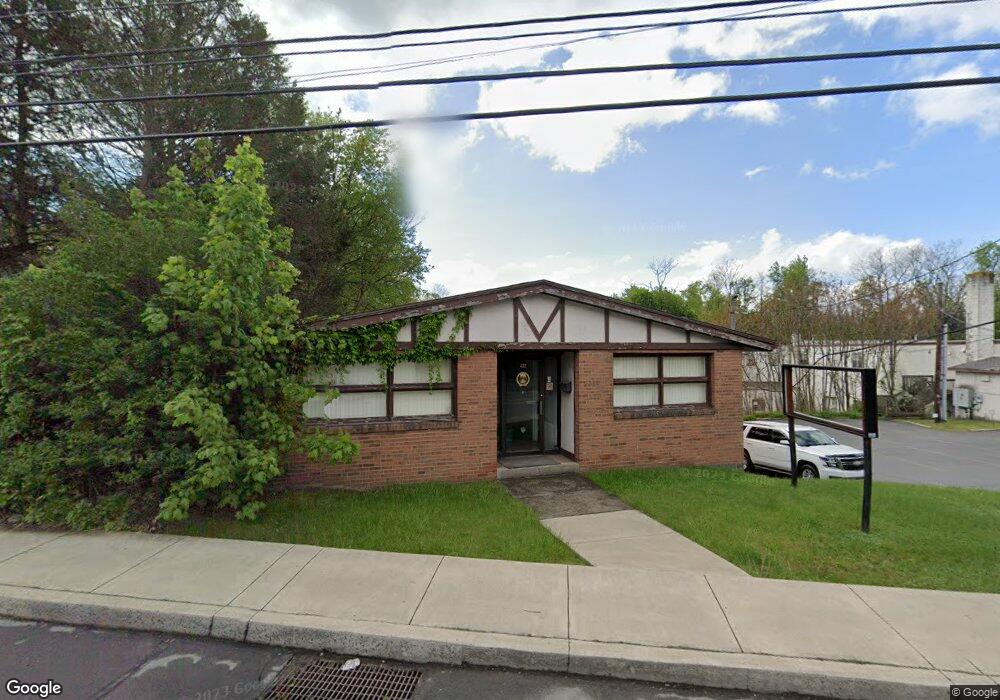 432 N Main St, Taylor, PA 18517 - photo 1