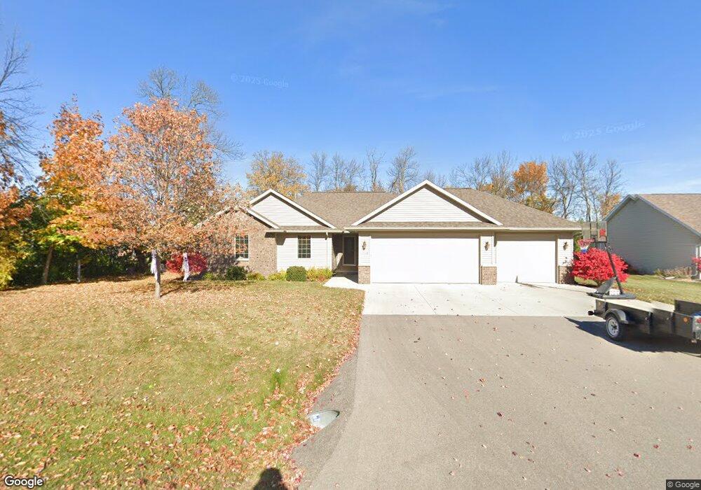 W5796 Hoelzel Way, Appleton, WI 54915 - photo 1