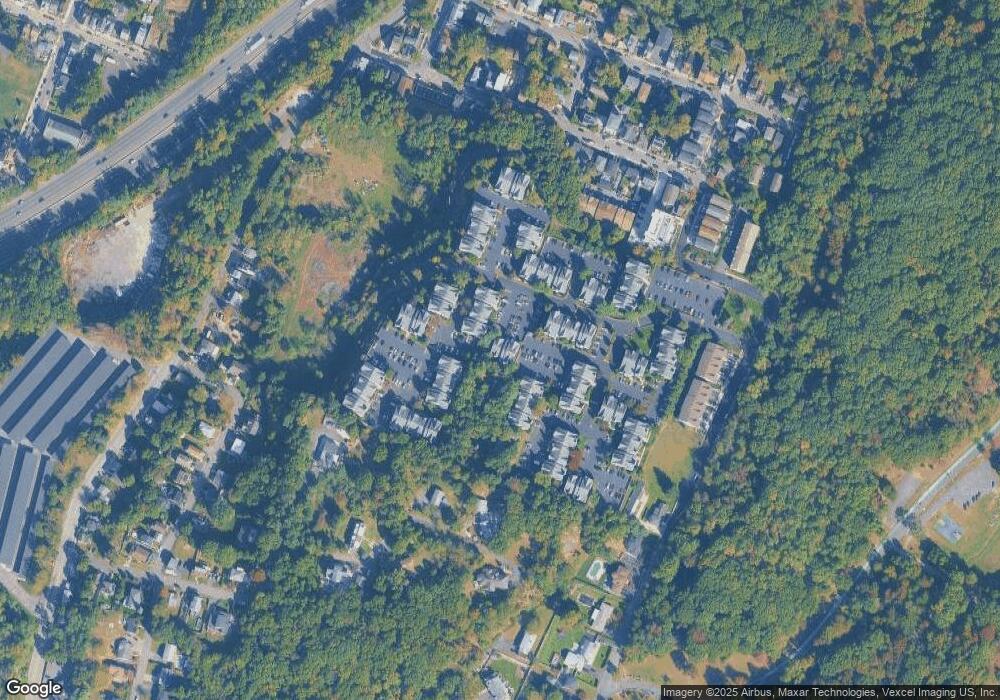 81 Boulder Run Rd, Paterson, NJ 07501 - photo 1