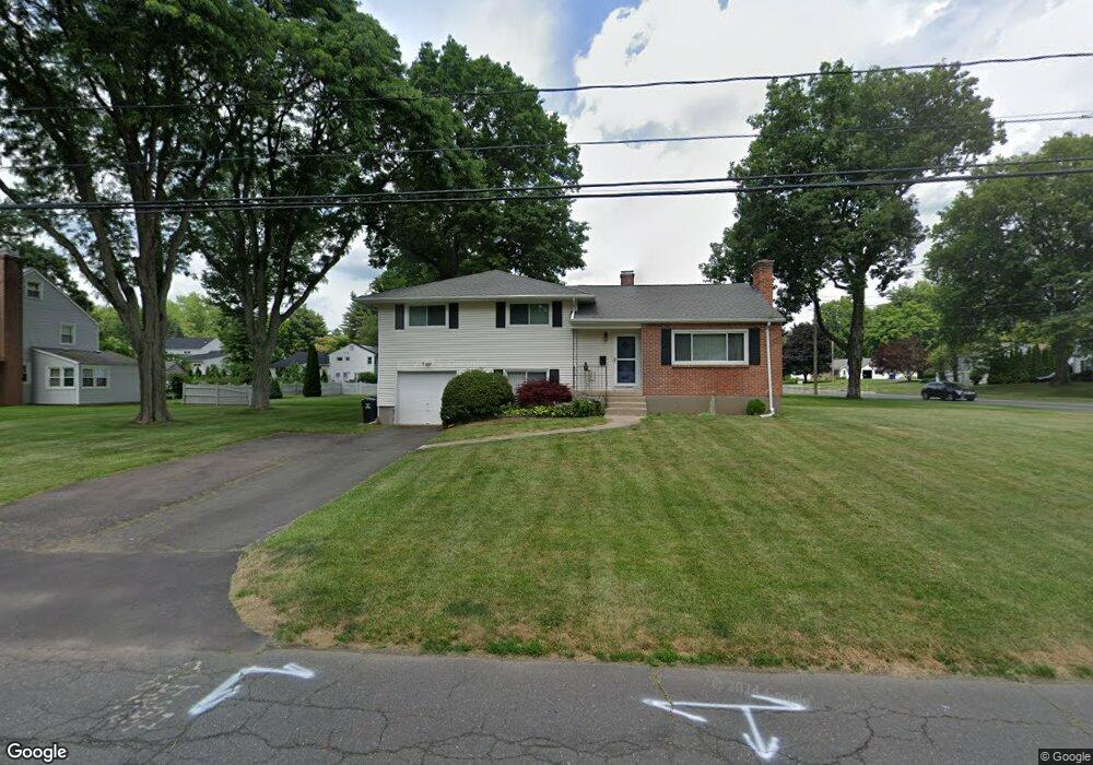 174 Brewster Rd, West Hartford, CT 06117 - photo 1