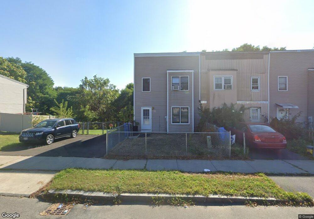 519 Lark Dr, Albany, NY 12210 - photo 1