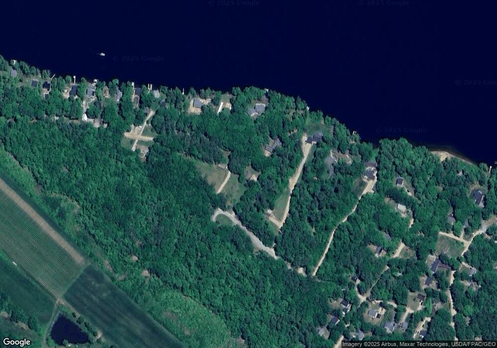 39 Halfmoon Bay Dr, Center Barnstead, NH 03225 - photo 1