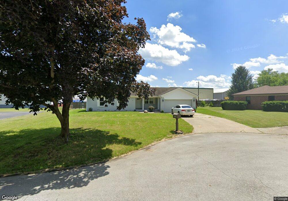 737 Meadow Ln, Plainfield, IN 46168 - photo 1