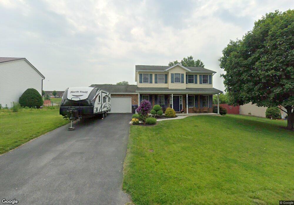 2802 Fillmore Dr, Chambersburg, PA 17201 - photo 1