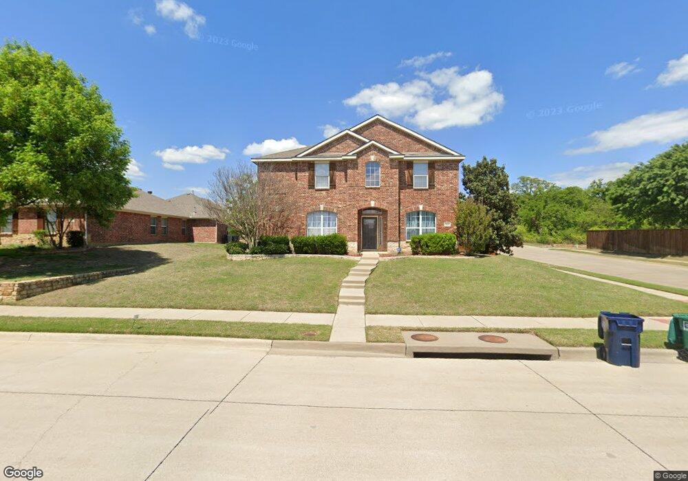 2021 Creekdale Dr, Denton, TX 76210 - photo 1