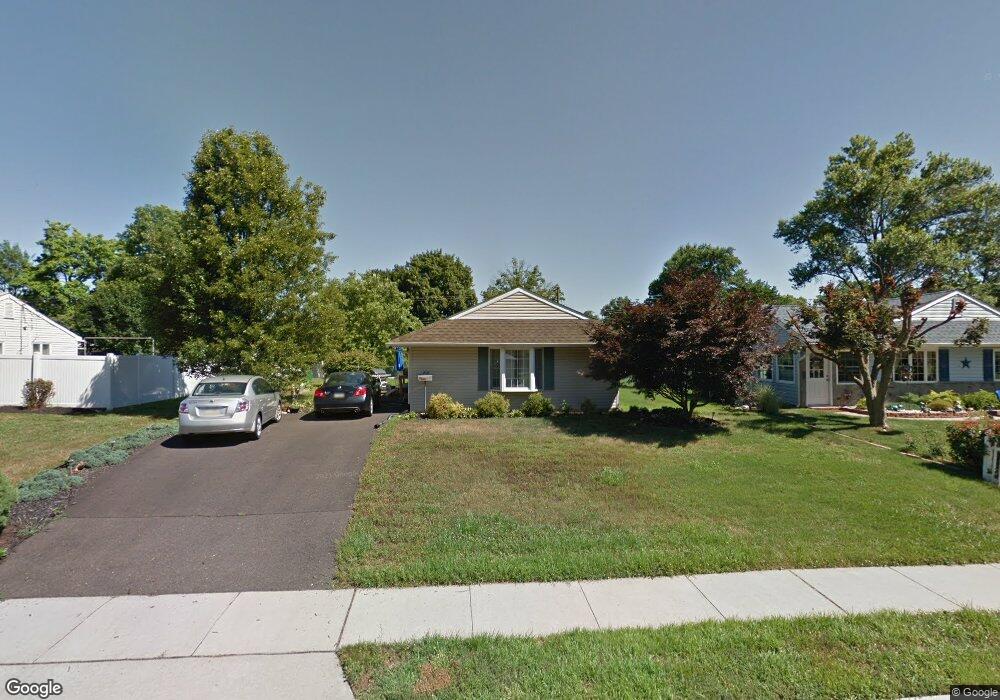 212 Alden Ave, Morrisville, PA 19067 - photo 1