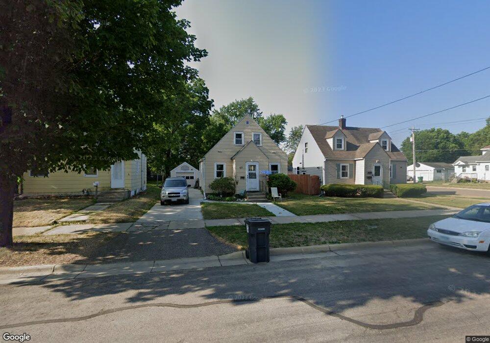 611 11th Ave SW, Austin, MN 55912 - photo 1