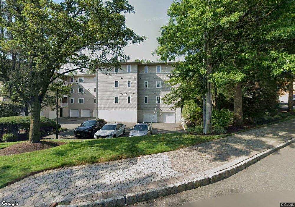 233 Orchard Park, Allendale, NJ 07401 - photo 1