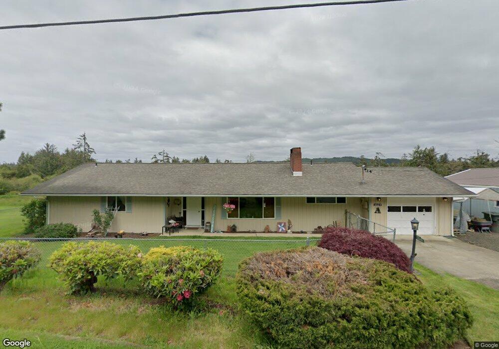 2627 Willapa Rd, Raymond, WA 98577 - photo 1