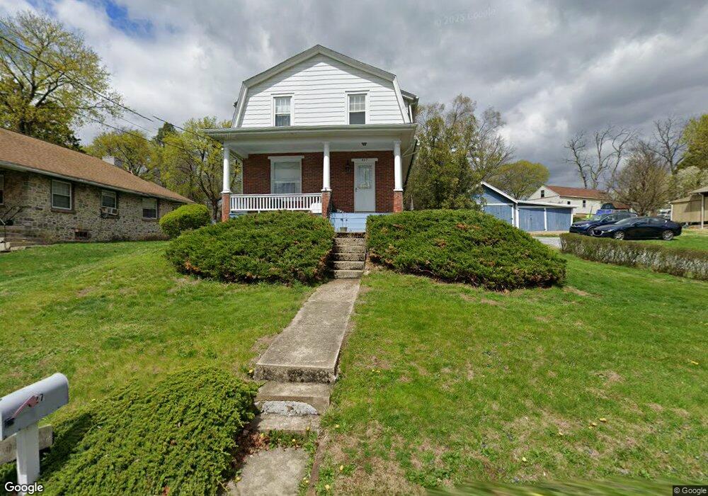 827 Leiszs Bridge Rd, Reading, PA 19605 - photo 1