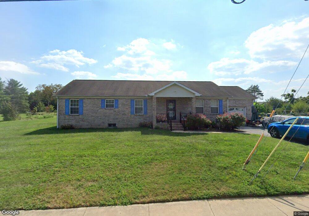 128 Buttonwood Ave, Historic New Castle, DE 19720 - photo 1