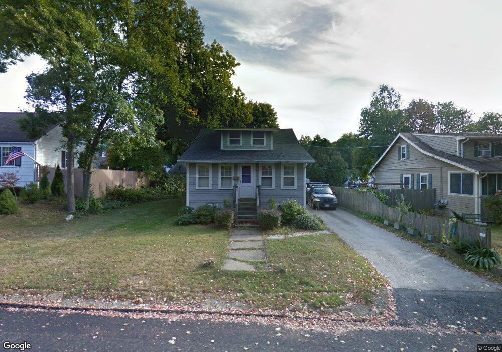 58 Hillview Rd, Braintree, MA 02184 - photo 1