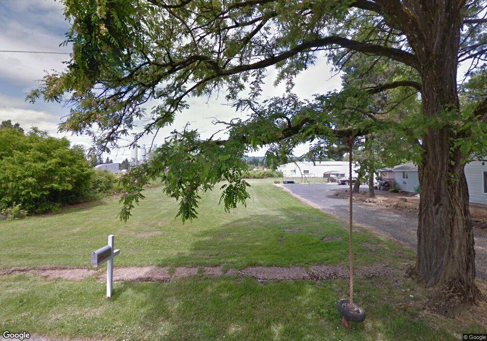 511 W 5th St, Newberg, OR 97132 - photo 1