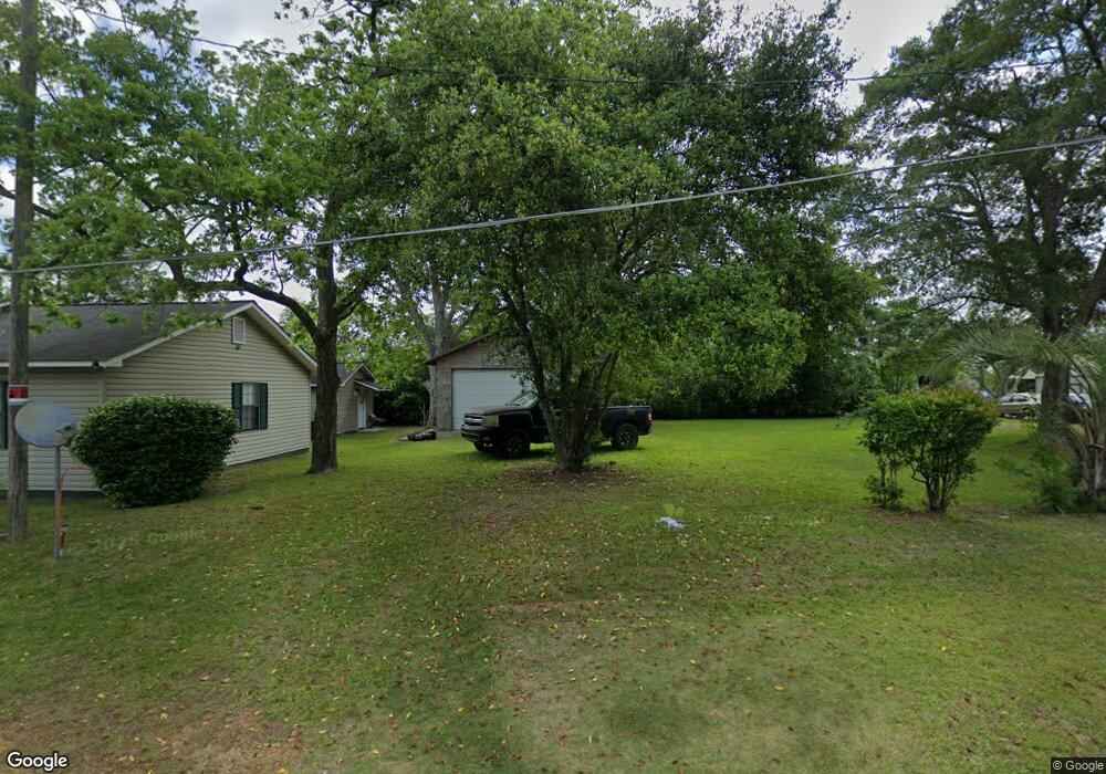 409 N Hooker St, Fitzgerald, GA 31750 - photo 1