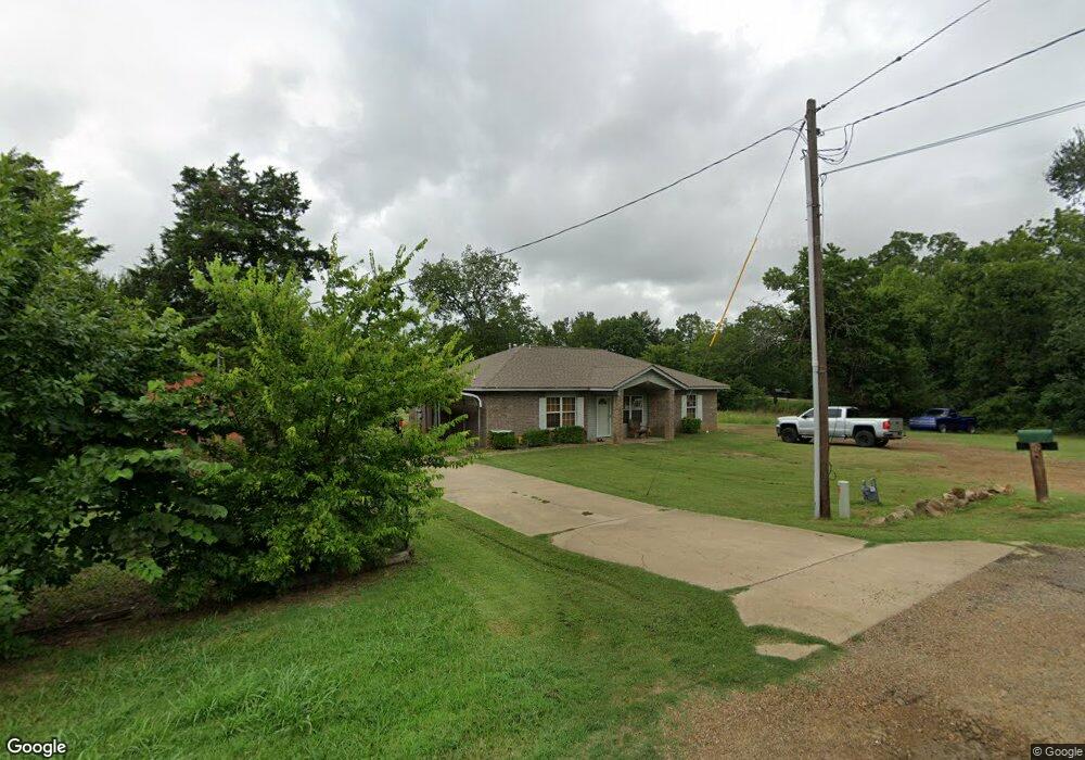 610 S Yerby St, Hugo, OK 74743 - photo 1