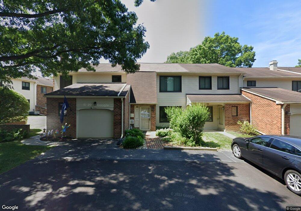 102 Danor Ct, Chesterbrook, PA 19087 - photo 1