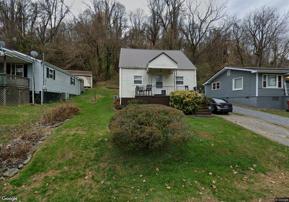 706 E Maple St, Johnson City, TN 37601 - photo 1