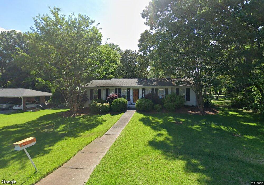 3189 Vandiver Dr, Marietta, GA 30066 - photo 1