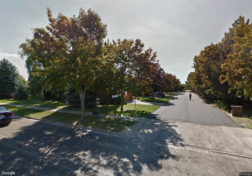 261 Groveland Ct, Frankenmuth, MI 48734 - photo 1