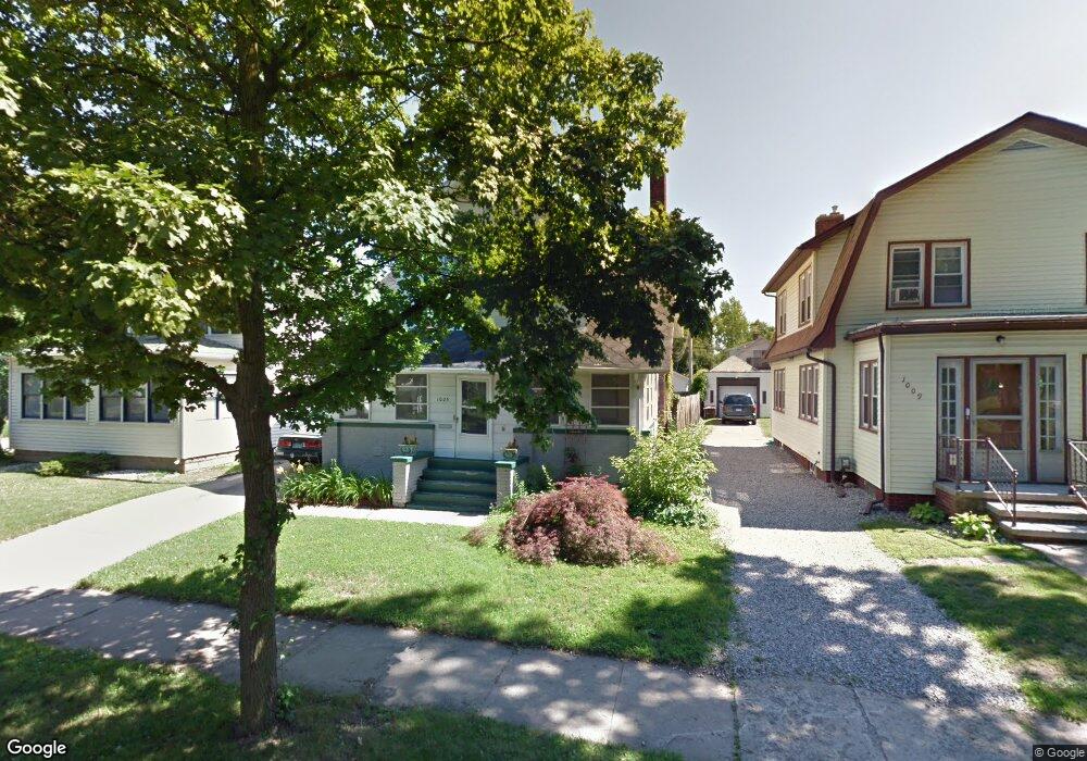 1005 Britten Ave, Lansing, MI 48910 - photo 1