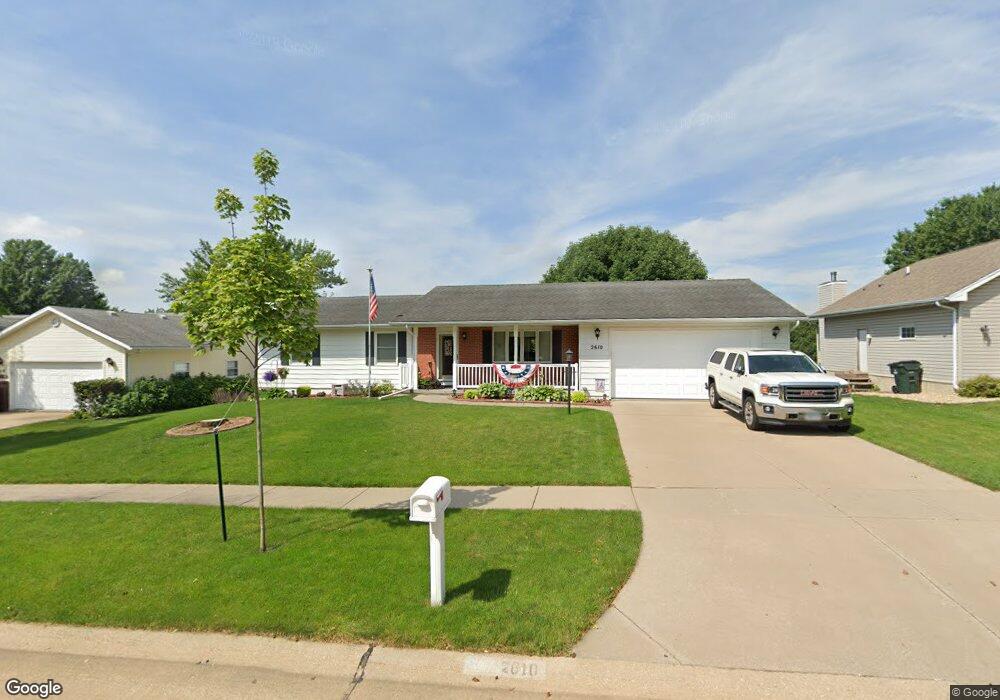2610 30th St SW, Cedar Rapids, IA 52404 - photo 1