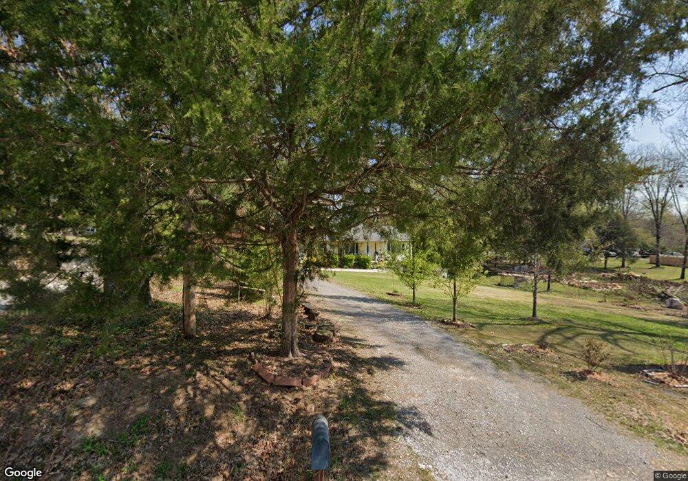 352 Belmont Rd, Manchester, TN 37355 - photo 1