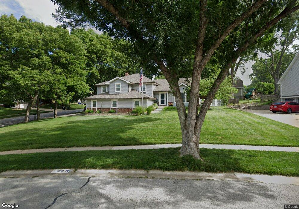 13718 W 70th St, Shawnee, KS 66216 - photo 1