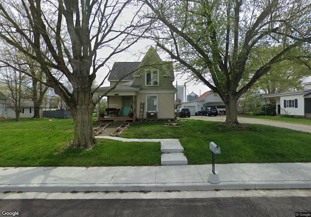 315 W Pine St, Topeka, IN 46571 - photo 1