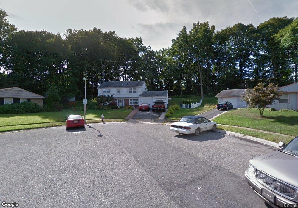 7 Executive Ct, Willingboro, NJ 08046 - photo 1