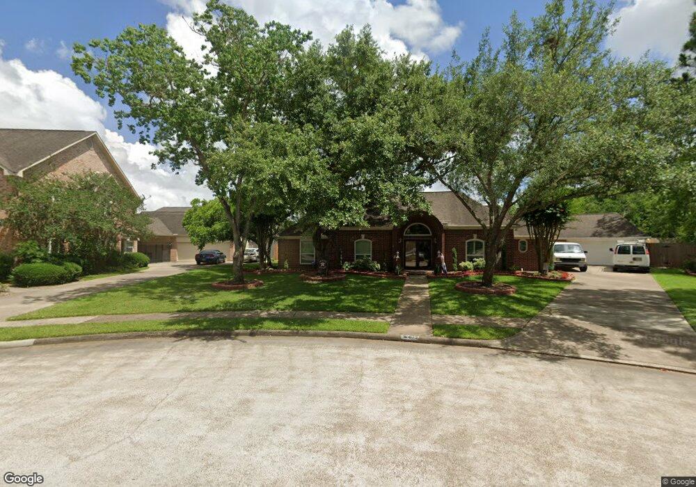 409 Silverstone Dr, Friendswood, TX 77546 - photo 1
