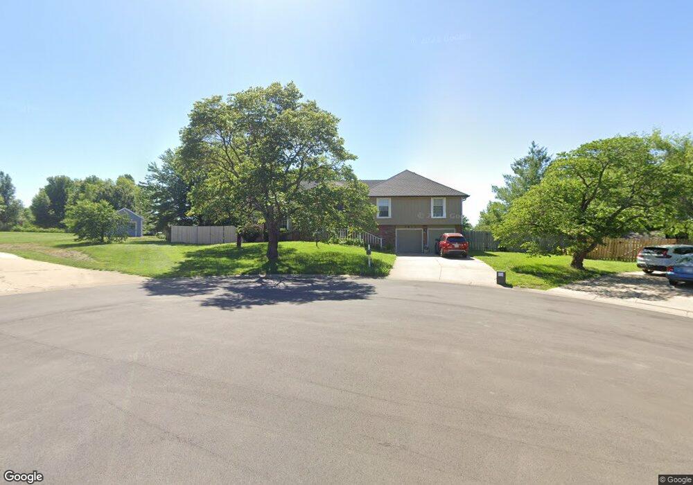 3833 SW Dukeries Rd, Topeka, KS 66610 - photo 1