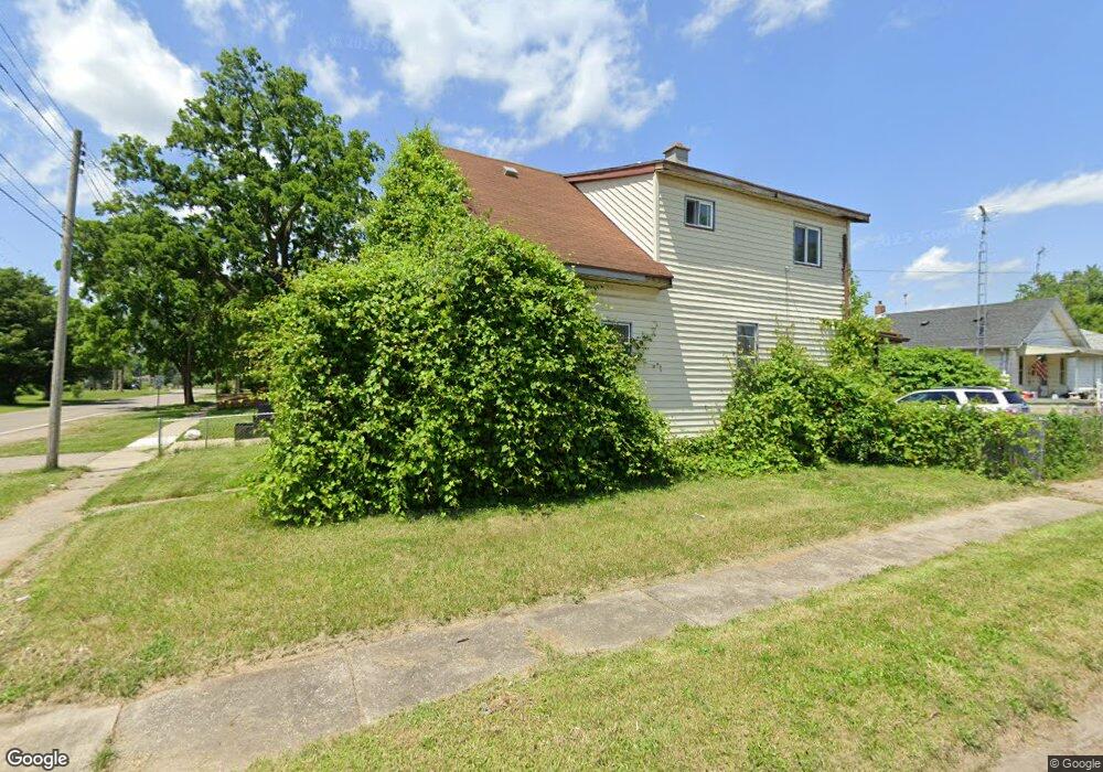 1617 Lippincott Blvd, Flint, MI 48503 - photo 1