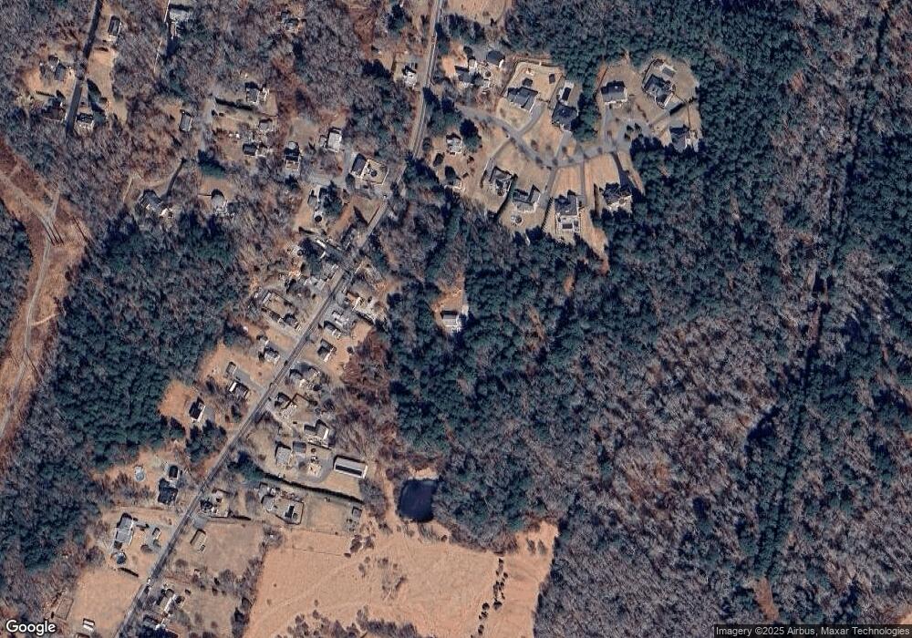 21 Chase Rd, North Dartmouth, MA 02747 - photo 1