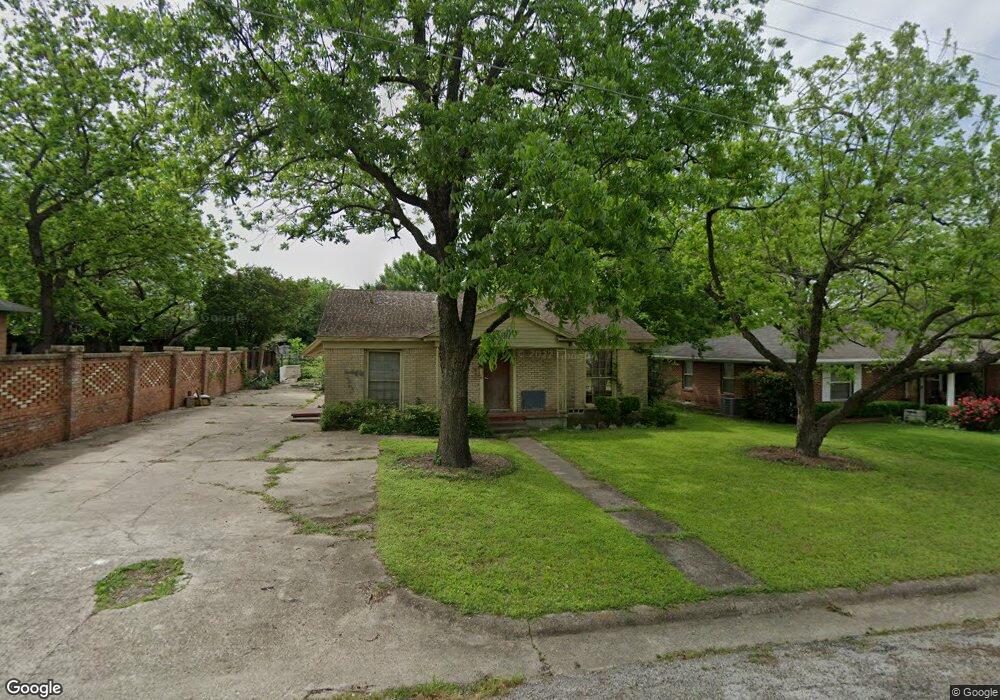 603 W Lake St, Ennis, TX 75119 - photo 1