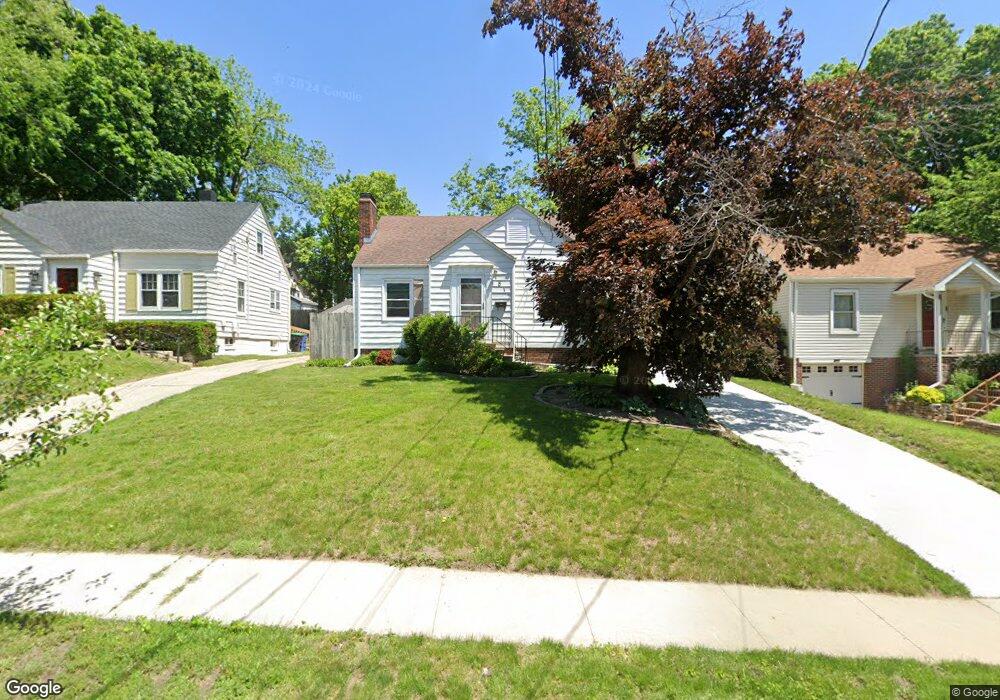 1817 E 32nd St, Des Moines, IA 50317 - photo 1