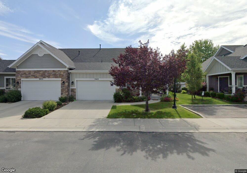 7907 S Farm Wood Ln, Sandy, UT 84047 - photo 1
