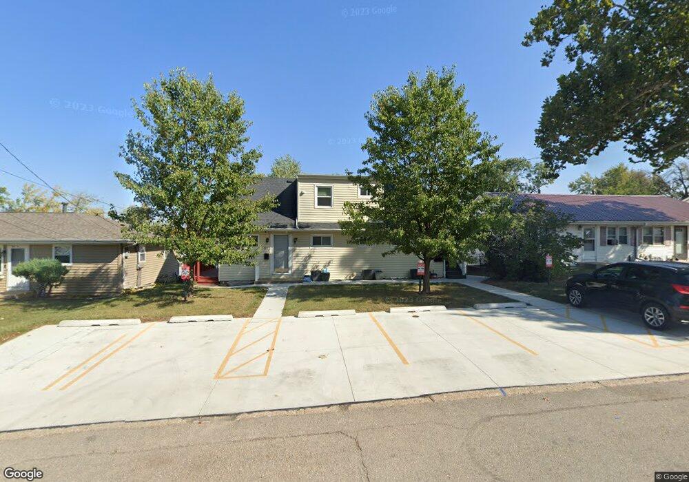 203 B Ave, Hiawatha, IA 52233 - photo 1