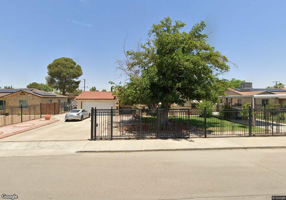 19 Half Moon Dr, El Paso, TX 79915 - photo 1