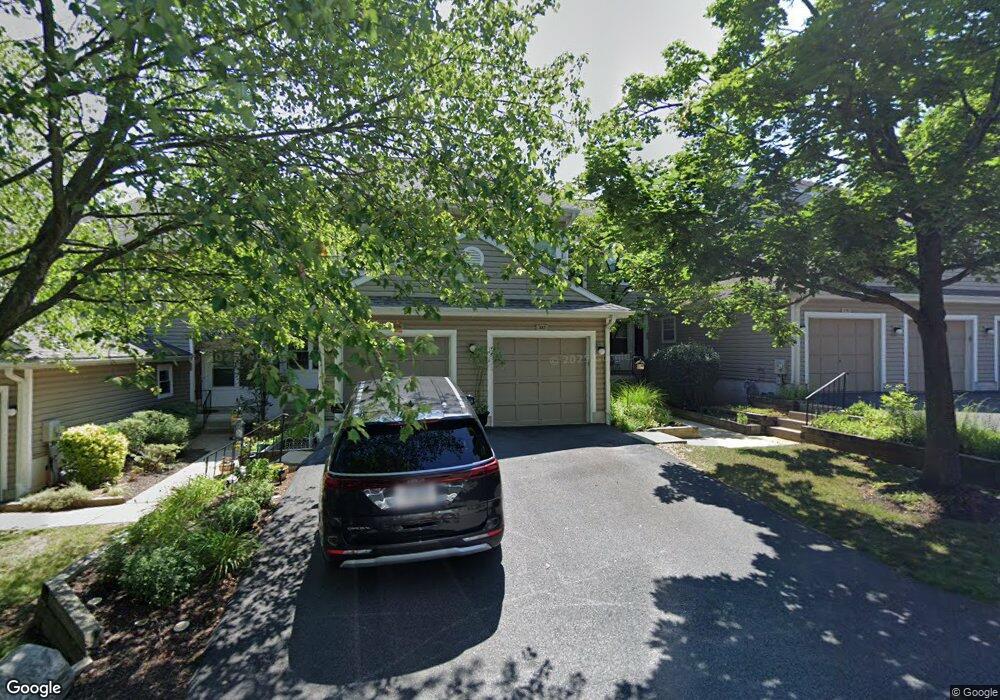 337 Danbury Ct, Glen Mills, PA 19342 - photo 1