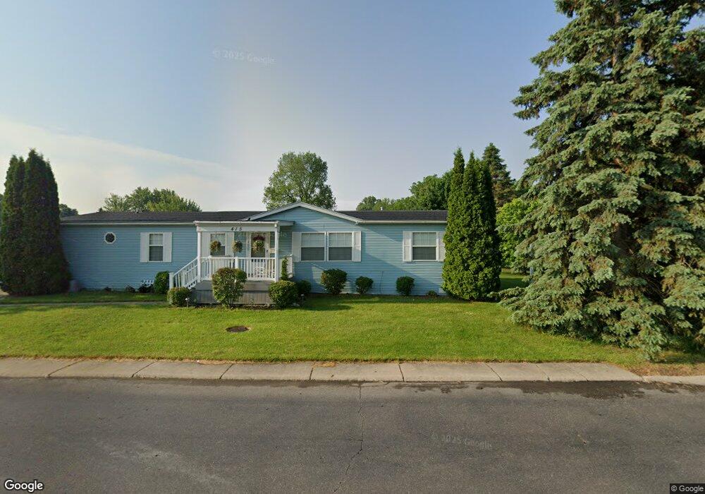 368 Weeping Willow Dr, Flint, MI 48506 - photo 1