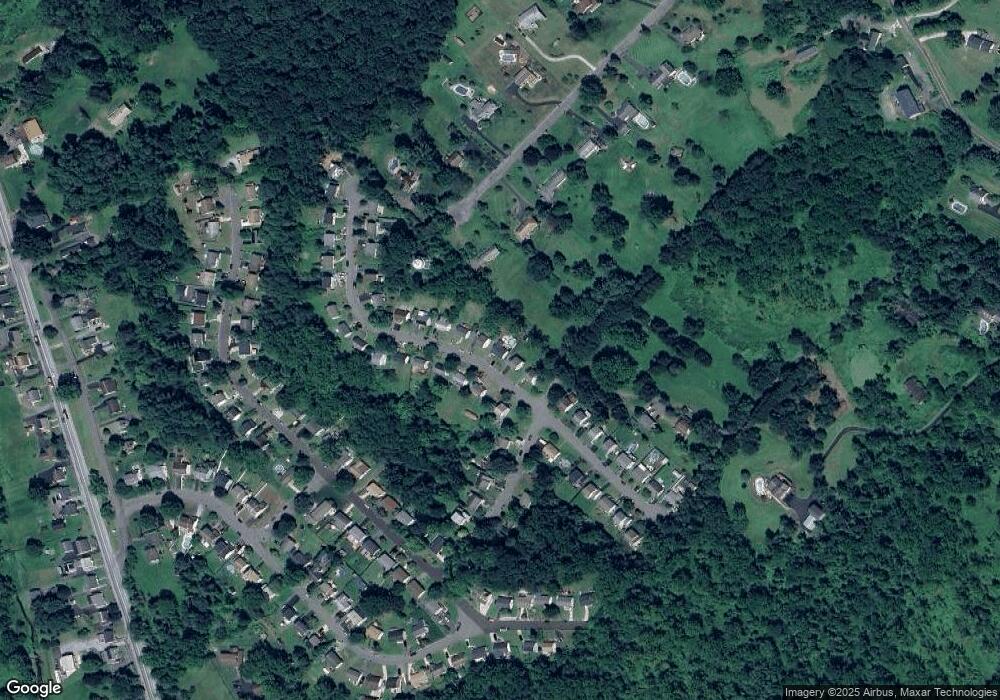 21 Alans Ln, Boyertown, PA 19512 - photo 1