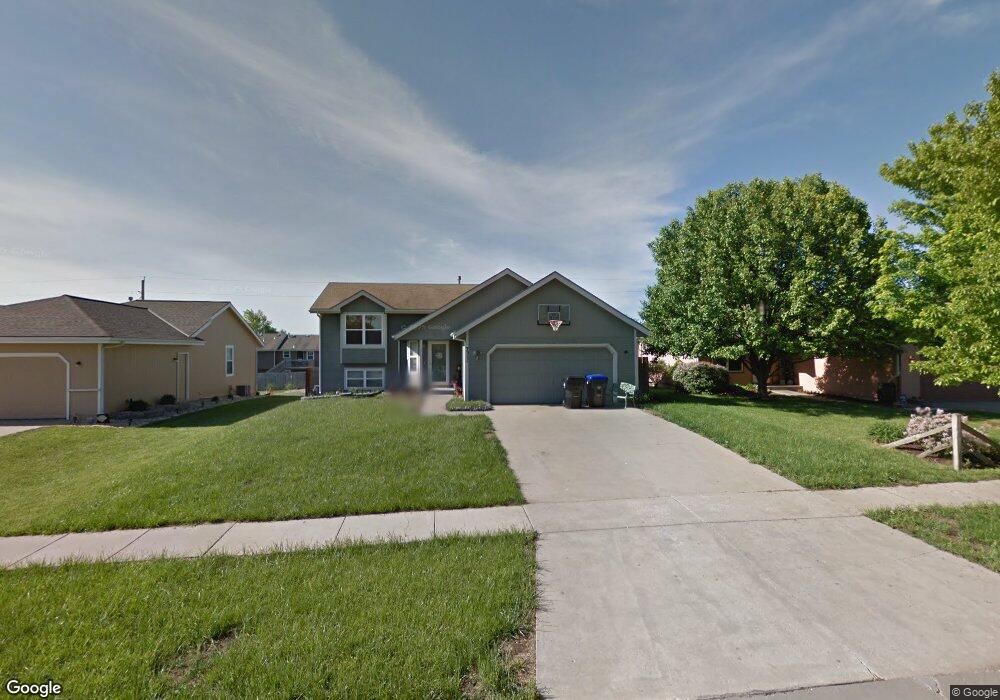 7311 SW 24th St, Topeka, KS 66614 - photo 1