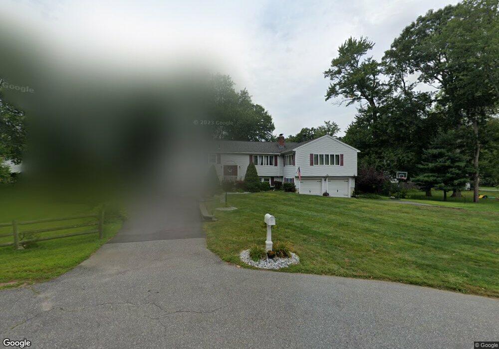 4 Morgan Cir, Salem, NH 03079 - photo 1