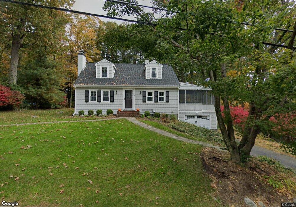 54 Pokonoket Ave, Sudbury, MA 01776 - photo 1
