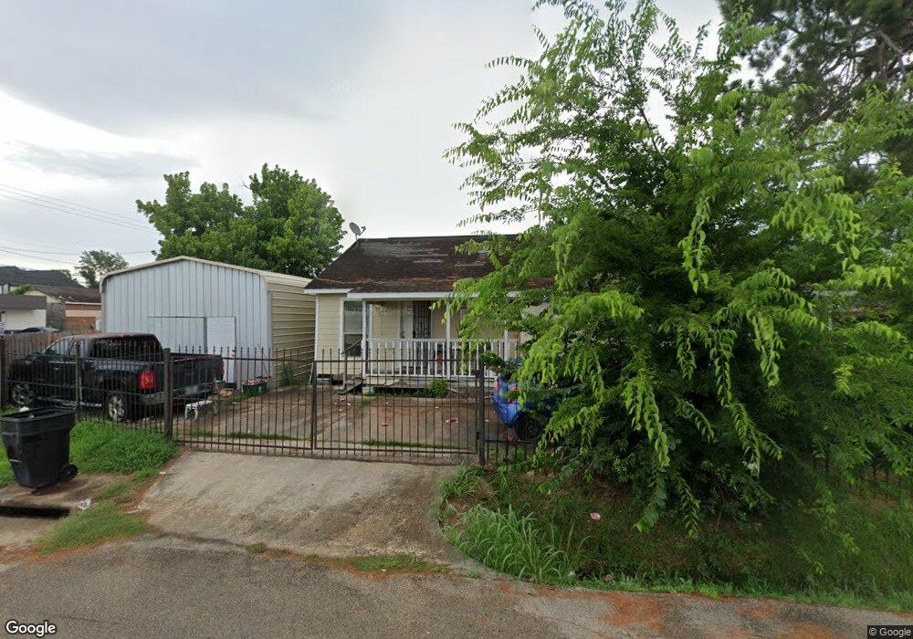 5031 Bolivia Blvd, Houston, TX 77092 - photo 1