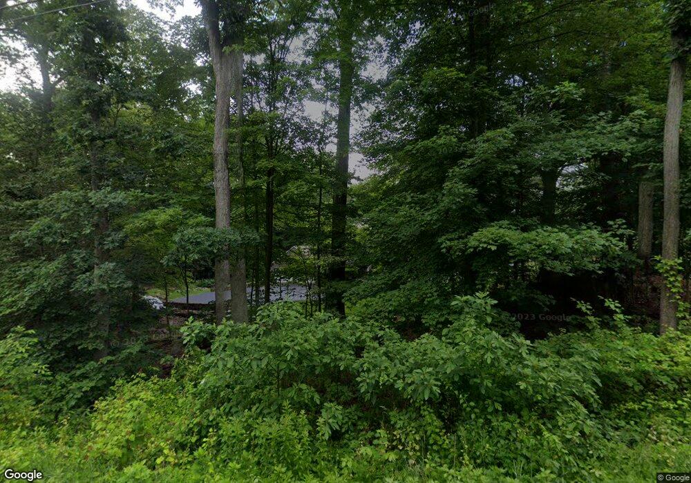 4 Greenbriar Ln, Wilton, CT 06897 - photo 1