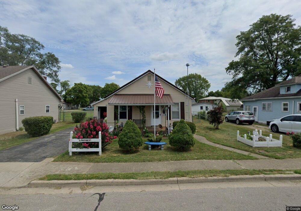 211 N Kyle St, Edinburgh, IN 46124 - photo 1